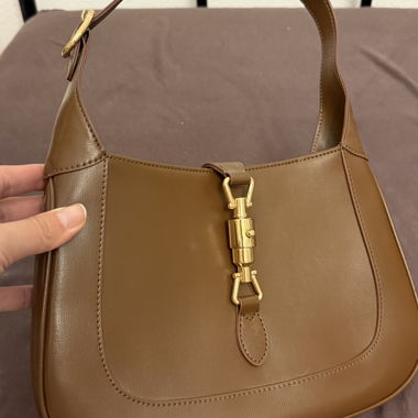 Brown shoulder bag