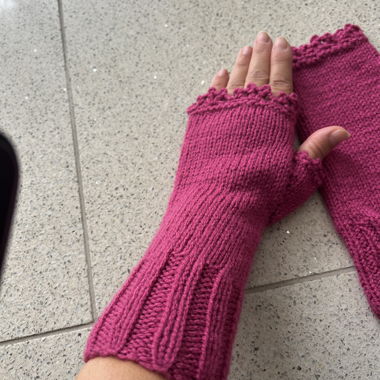 Gants pour femmes faits main neufs