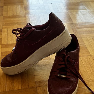 Nike 