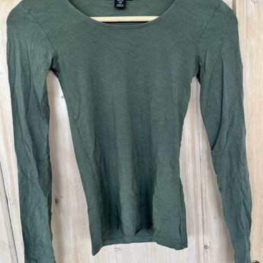 Maglia a maniche lunghe verde AMISU