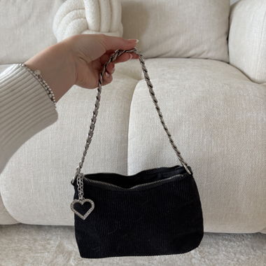 Borsa a tracolla nera con catena