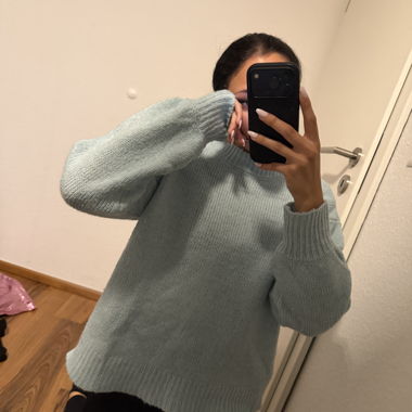 Turquoise knitwear pullovers