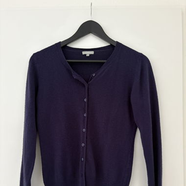Strickjacke von Maddison mit Kaschmir