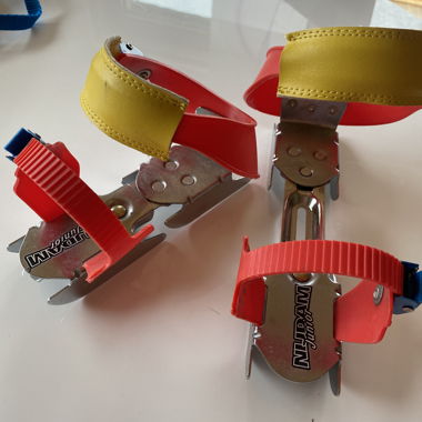 Pattini da ghiaccio regolabili per bambini