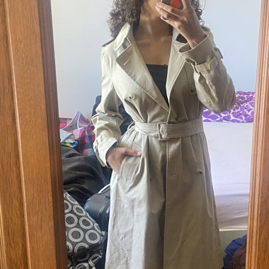 Trench coat 