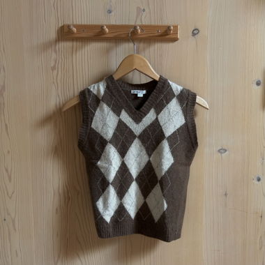 Subdued Sweater Vest brown/white