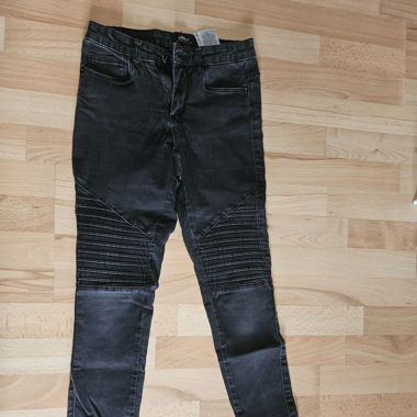 Biker Jeans