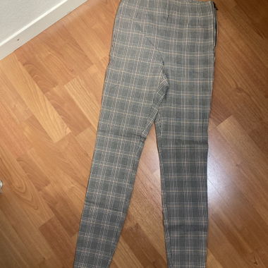 Zara Karomuster-Hose