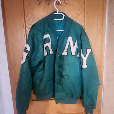 Grüne Bomberjacke