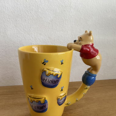  Winnie Pooh Tasse, Honigtopf Design