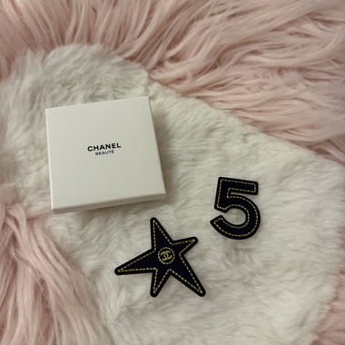 Adesivi in tessuto Chanel