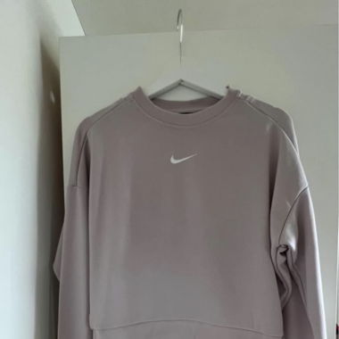 Nike Pullover