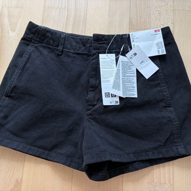 Uniqlo Schwarze Shorts Damen S
