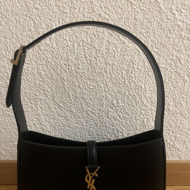 Saint Laurent 5 à 7 Tasche