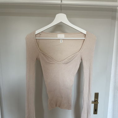 H&M Rippstrick Oberteil mit Sweetheart-Ausschnitt