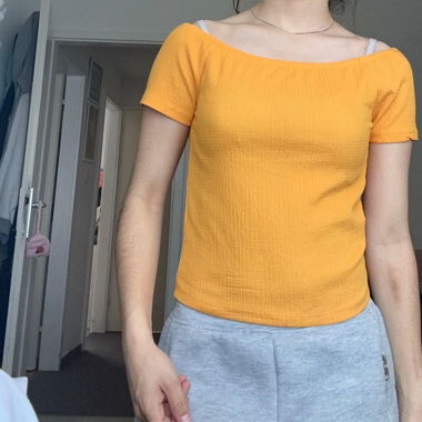 Schulterfreies Top