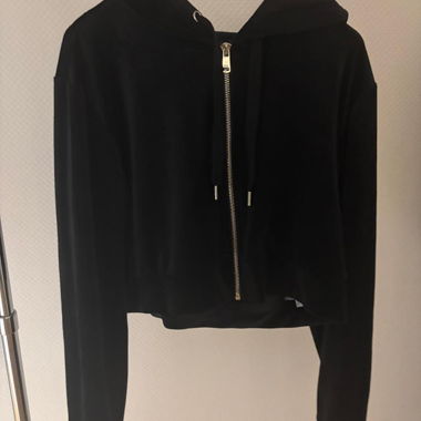 ONLY schwarzer Cropped Zip-Hoodie Gr. M