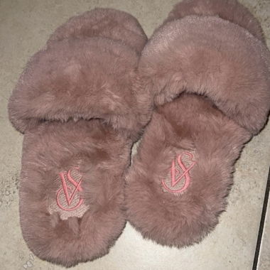 VICTORIA'S SECRET Slippers