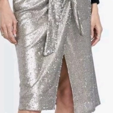Zara silver party skirt size L - new with tags!