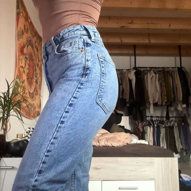 Vintage high-waisted straight jeans EUR 34