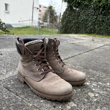 Winterstiefel mit Wollfutter (Grösse 41)