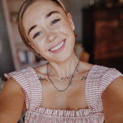 LenaSharon96