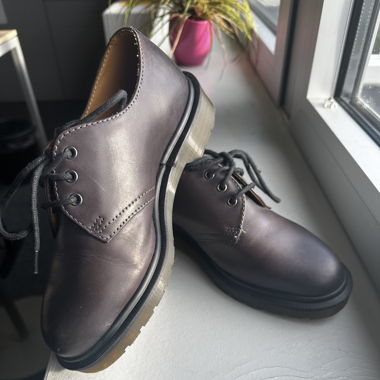 Dr. Martens 