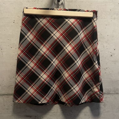 CHECKERED SKIRT