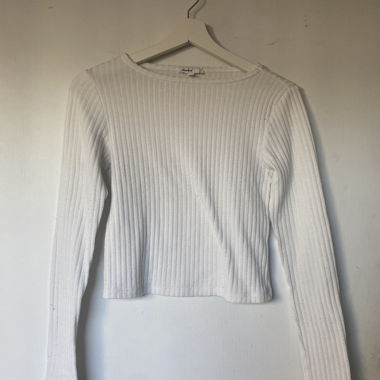 White subdued long sleeve 