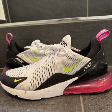 Nike Air 27c