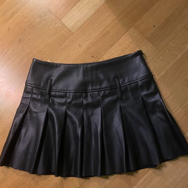 Leather skirt