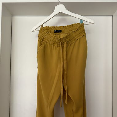 Zara Stoffhosen senfgelb / XS