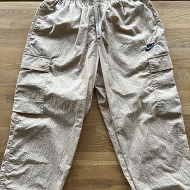 Cargo Nike
