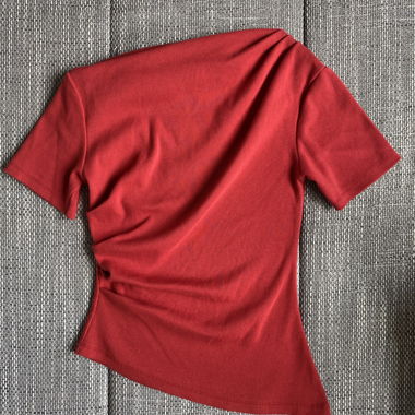 Rotes asymmetrisches Top