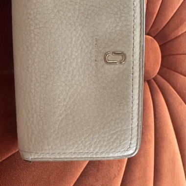 Porte monnaie Marc Jacobs en cuir en bon état