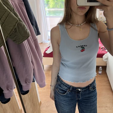 #croptop