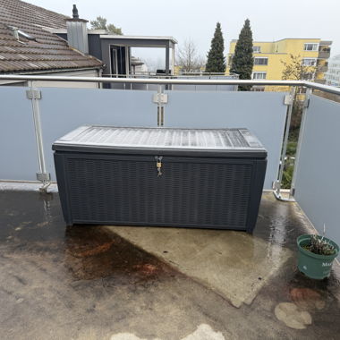 Scatola portaoggetti per balcone o terrazza