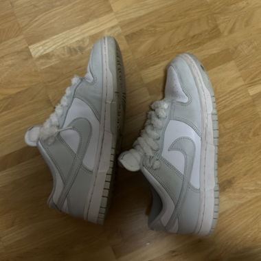 Nika Dunks Grau