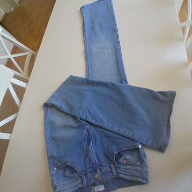 Jeans a vita alta