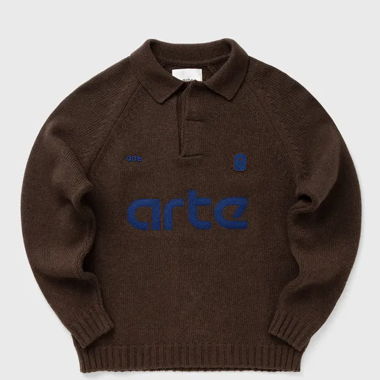 Maglione lavorato a maglia con colletto