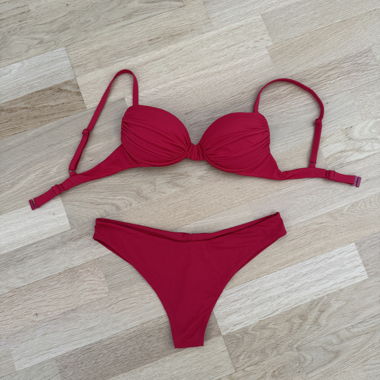 Rotes Bikini (Push Up) von Calzedonia