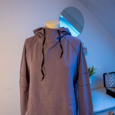 Long Hoodie in Dusty Pink