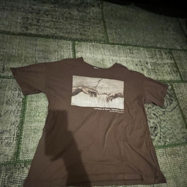 Graphic tee