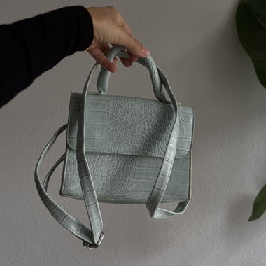 Sac à main vert menthe avec bandoulière