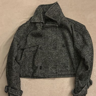 Trench court gris raccourci neuf