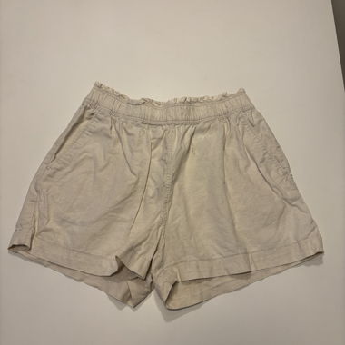Pantaloni corti di lino