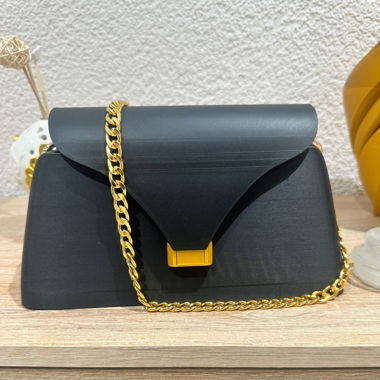 Borsa tracolla nera stampata in 3d