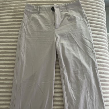 Pantaloni bershka