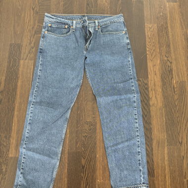 Levis Jeans