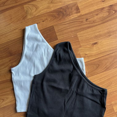 Lot de deux hauts asymétriques